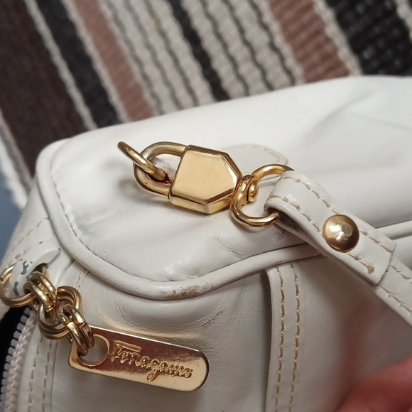 Vintage Ferragamo  crossbody - Picture 6 of 16